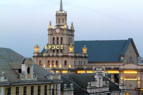 Как сотни транзитных беженцев застряли под Брестом